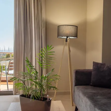Aparthotel Marina Alimos