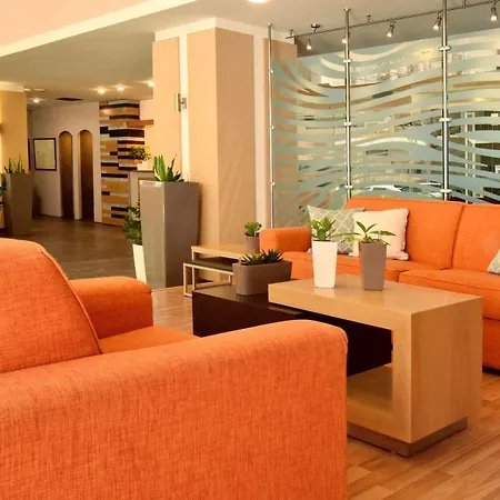 Marina Alimos Aparthotel 3*